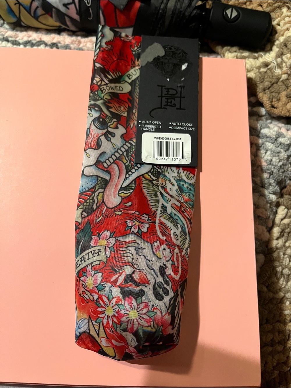 NWT Ed Hardy Black & Red Tattoo-Print Zip Wristlet and NWT Ed Hardy Umbrella 2pc - Picture 16 of 16